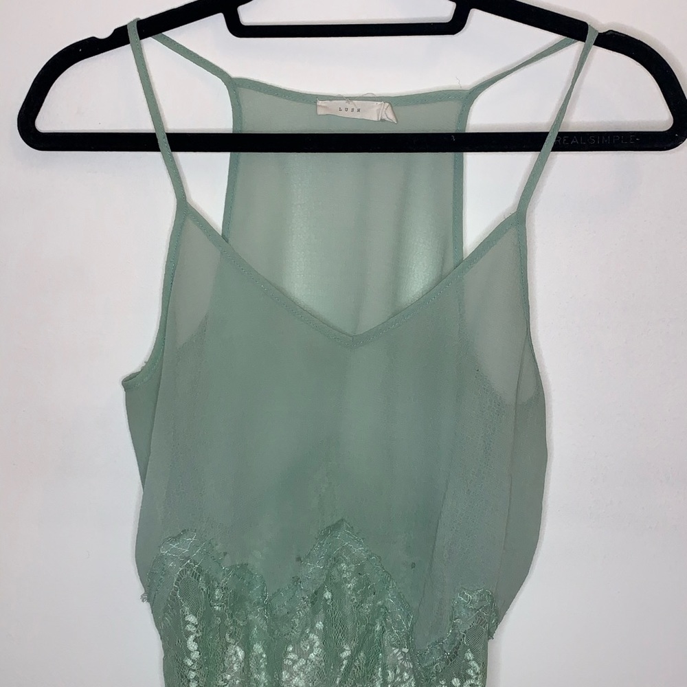 LUSH Green Top - Picture 3 of 3